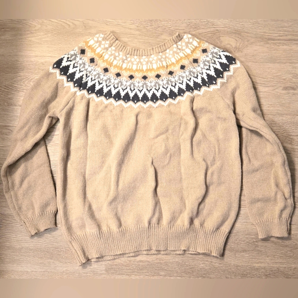 Fair Isle Knit Sweater in Tan and White - Size L
